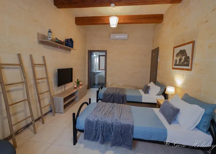 Hollies Casa vacanze Qala